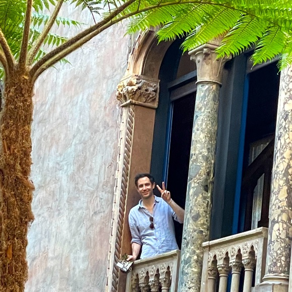 Meet your Posher, Robinson - Picture 1 of 1